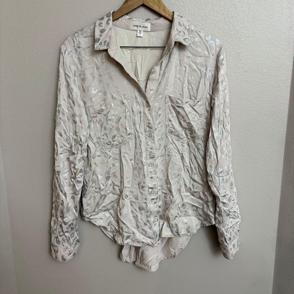 Cloth & Stone Button Down Shirt Large Silver Foil Animal Print Neutral